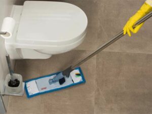 04-floor-cleaning-23-spray-pro-inox-spraypro-inox-use3-580×435-1